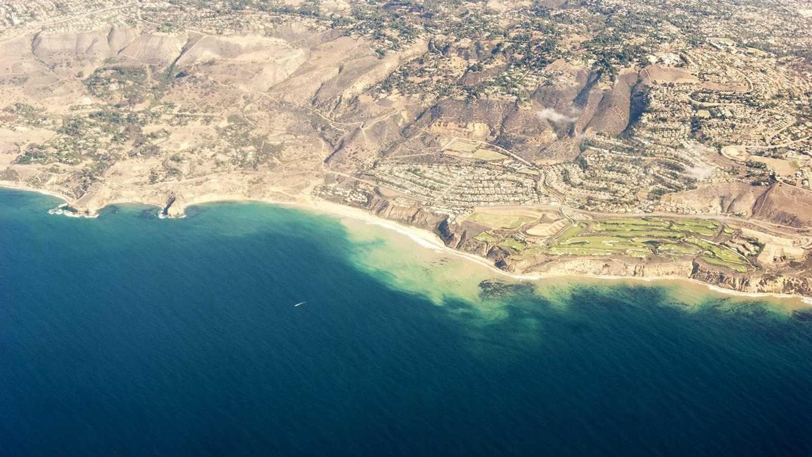 유가 급등과 호르무즈 해협 위기 — 배럴당 $130 시나리오