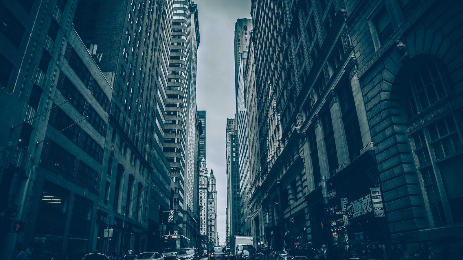 Oil Surges Past 140 as Hormuz Crisis Deepens — War Escalation Drives Energy Shock