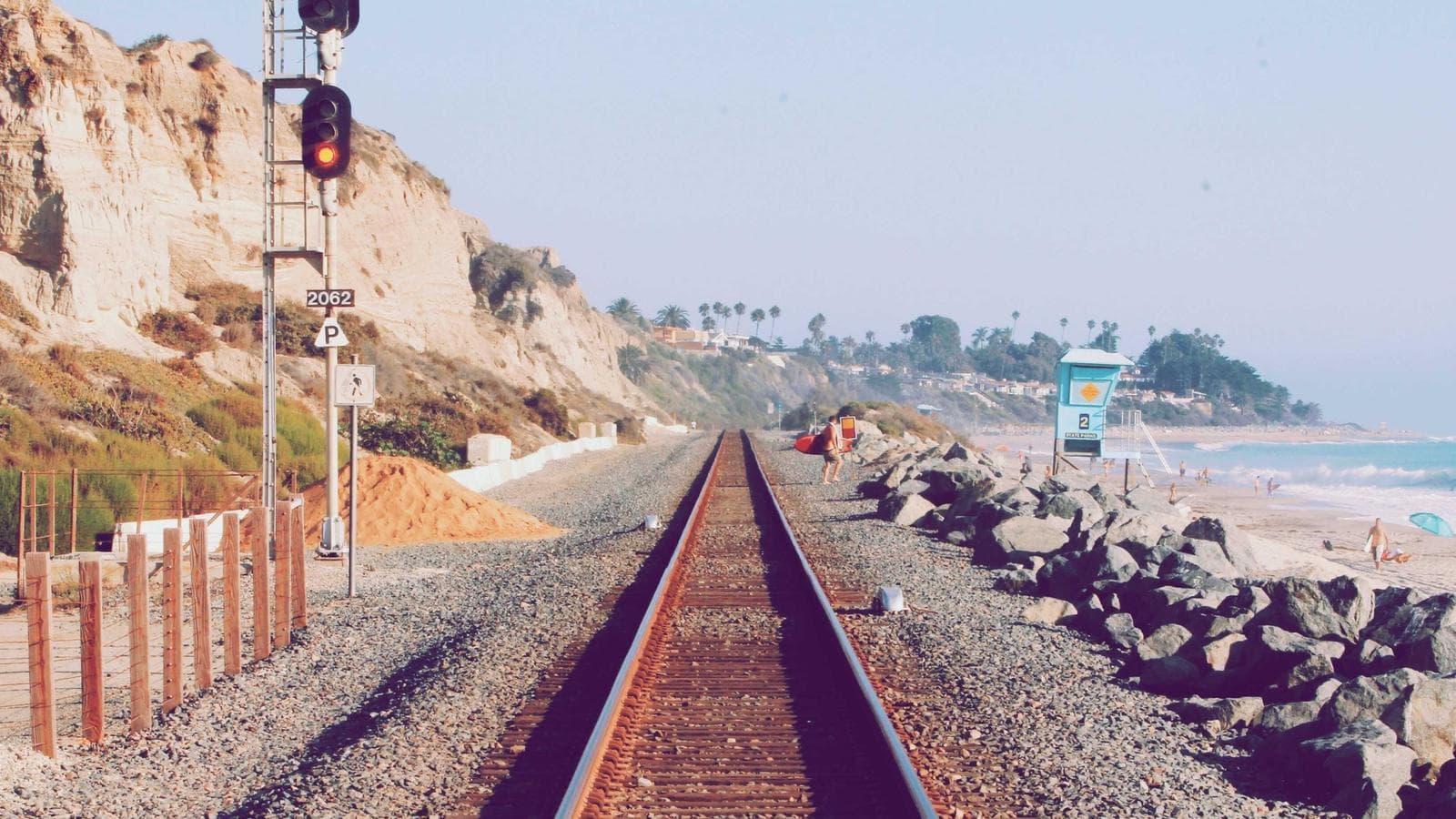 효율적 시장 가설은 틀렸습니다: 주가는 감정으로 움직여요